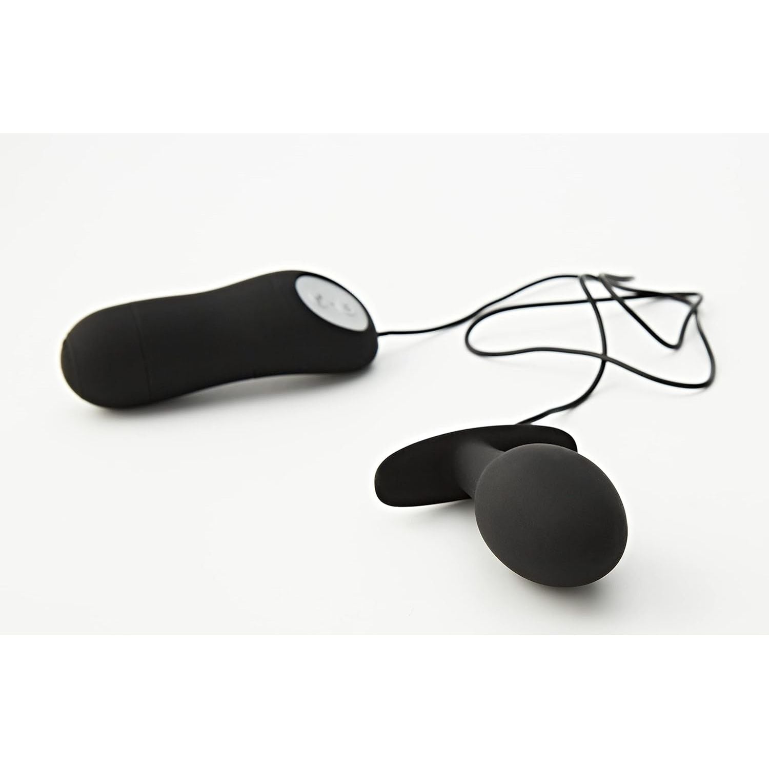 PRETTY LOVE BLK BEADED PLUG VB