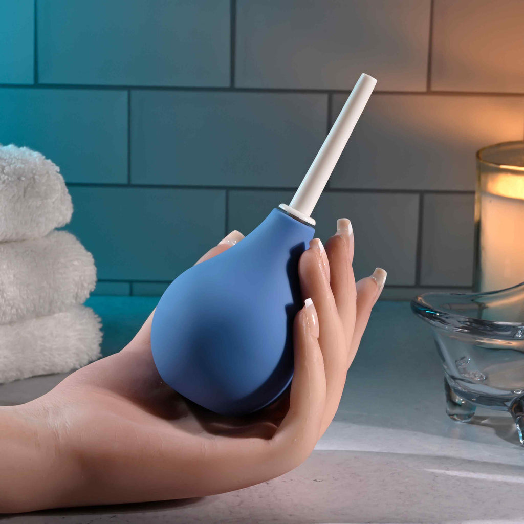 SQUEAKY CLEAN ANAL DOUCHE
