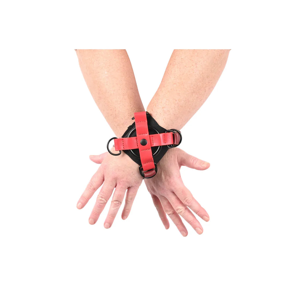 EX'S & OH'S CROSS CUFFS